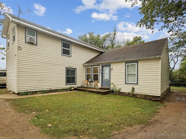 4513 Tuxedo Blvd, Bartlesville, OK 74006