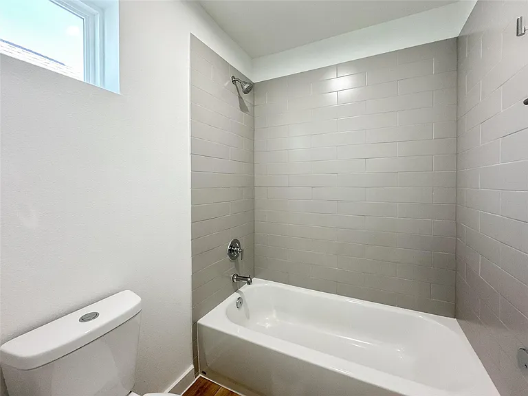 2726 Discovery Trails Ct — Photo 36