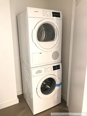 Rented by LL Real Estate Services | media 14