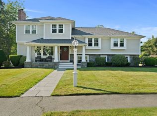 109 Harbor View Rd, Milton, MA 02186