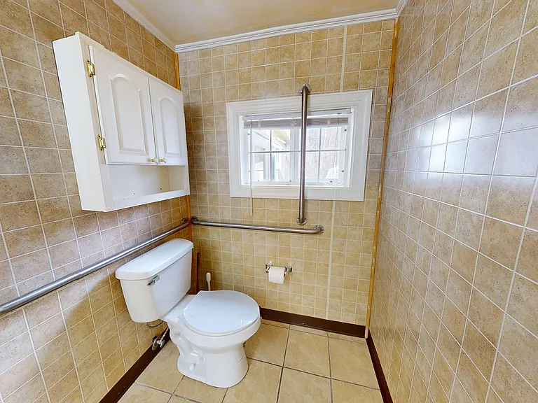 5223 John Marshall Hwy — Photo 36