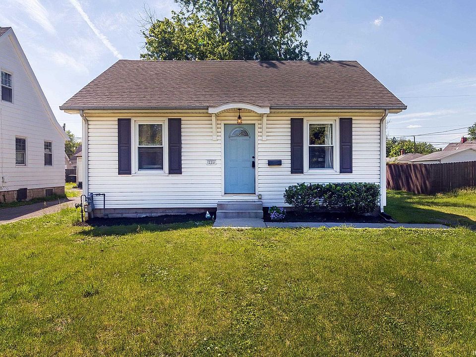 1st image of 221 Vann Ave