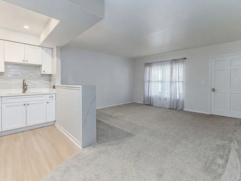 680 71st Ave #13 — Photo 6