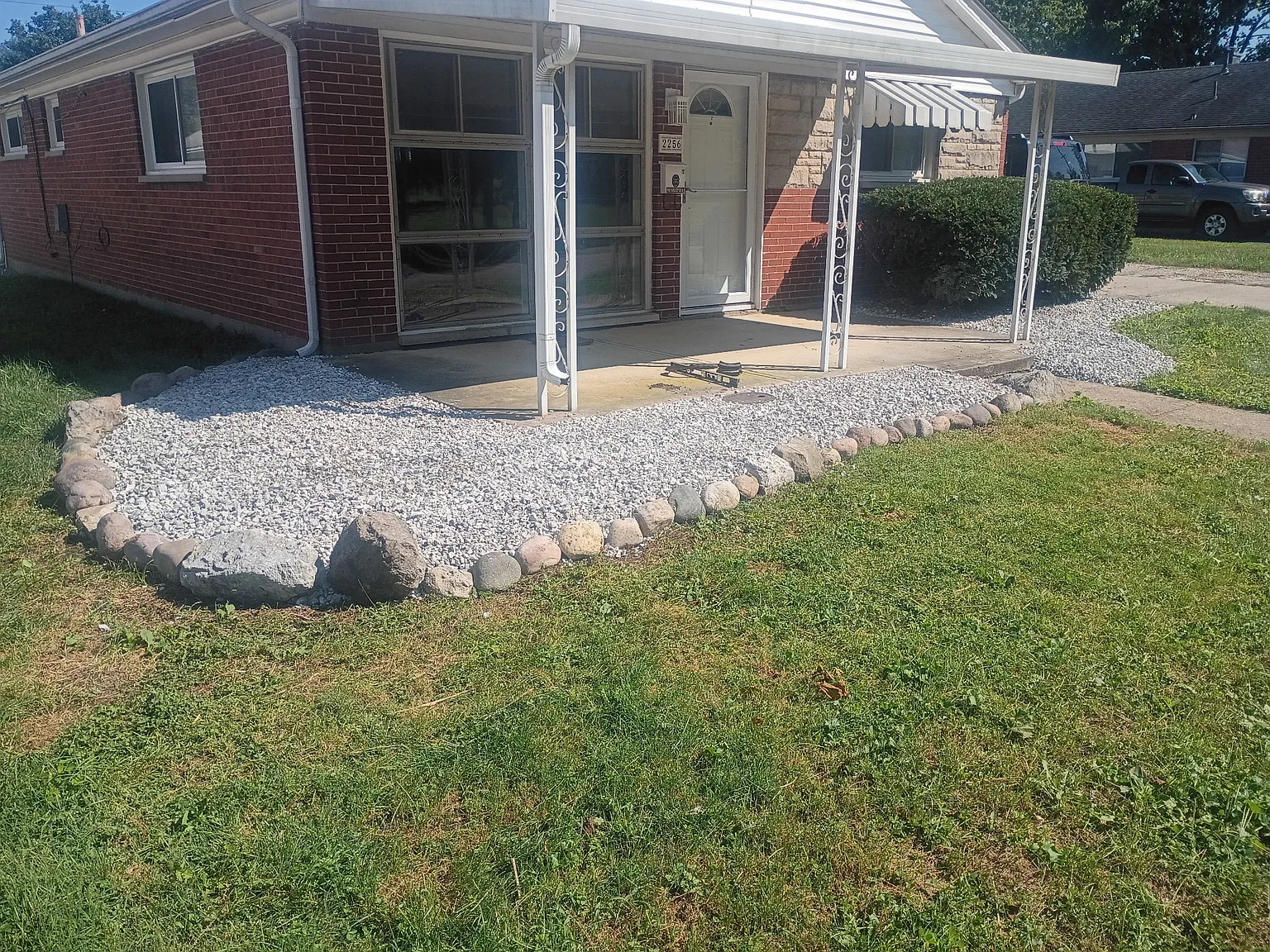 3 bed, 1040 sqft, $1,495 — Photo 2