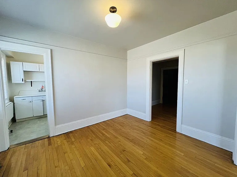 RH Blackstone — Photo 5