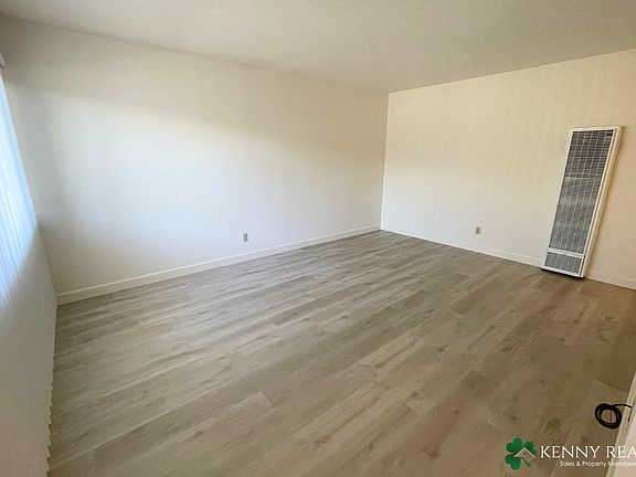 4th image of 855 Commercial Ave #1B-1BA