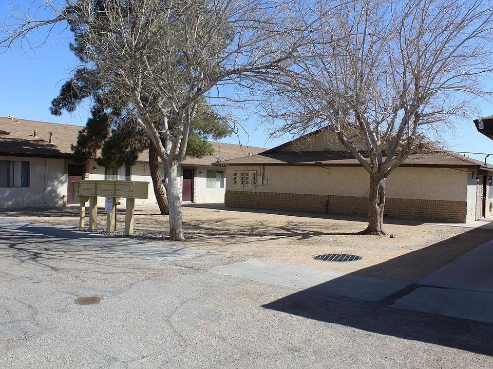 1st image of 11663-6 White Ave