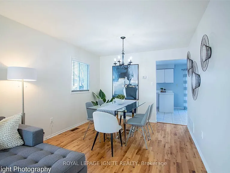 10 Bonnycastle Dr — Photo 5