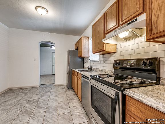5th image of 3543 EL PASO ST