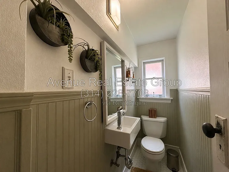 6575 Scanlan Ave — Photo 9