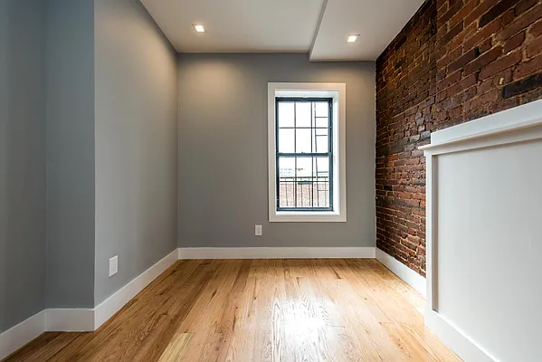 Rented by Nooklyn NYC LLC | media 72