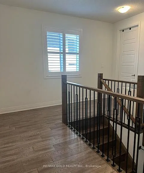1583 Severn Dr — Photo 8