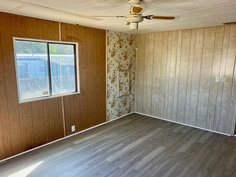 4714 Mundell Ave — Photo 16