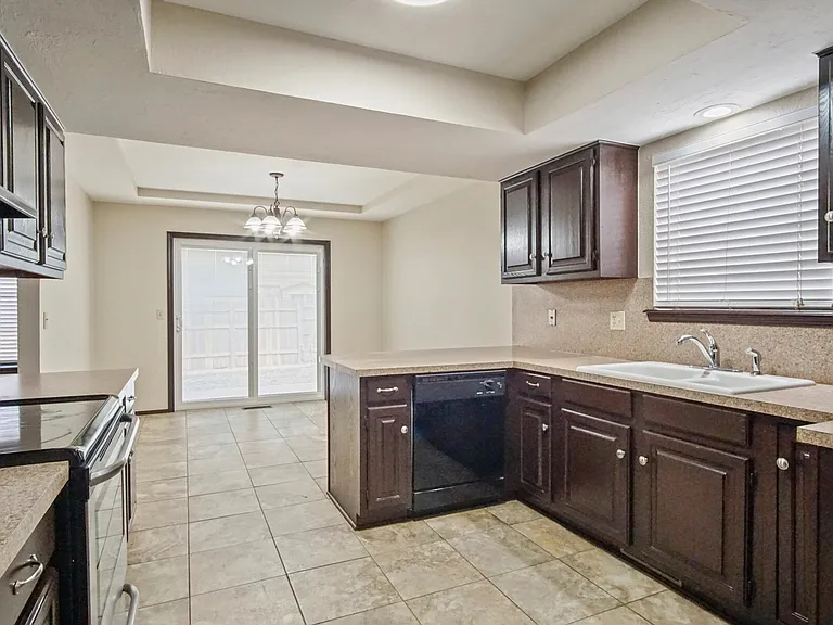 3617 Wynn Cir #1 — Photo 25