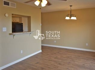 1905 Melrose Ave APT C, Victoria, TX 77901