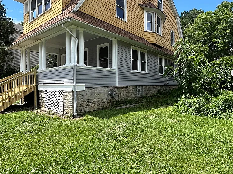 3006 Glenway Ave — Photo 3