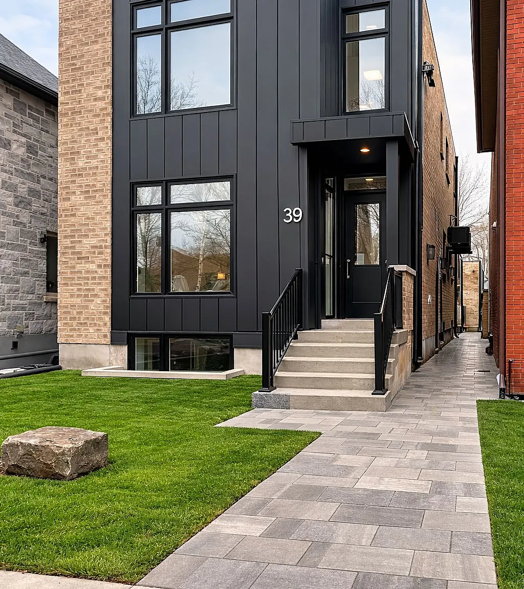 2 bed, $2,500 — Photo 1