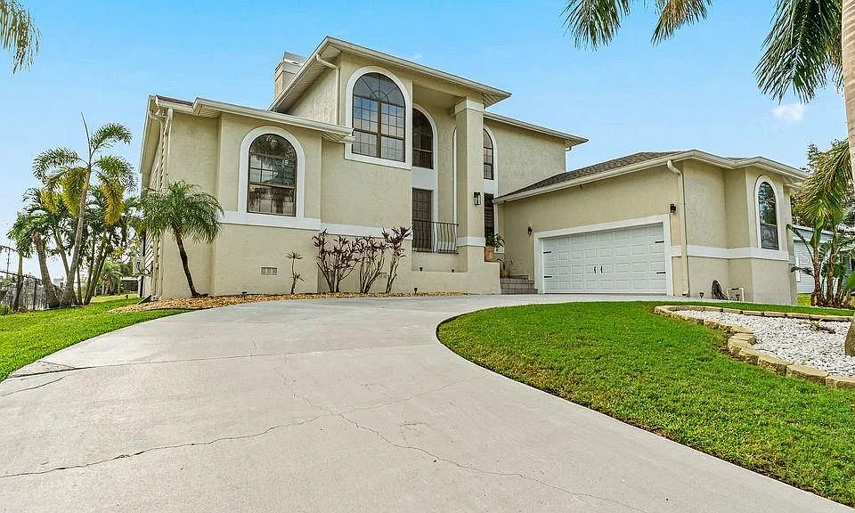 804 Golf Island Dr