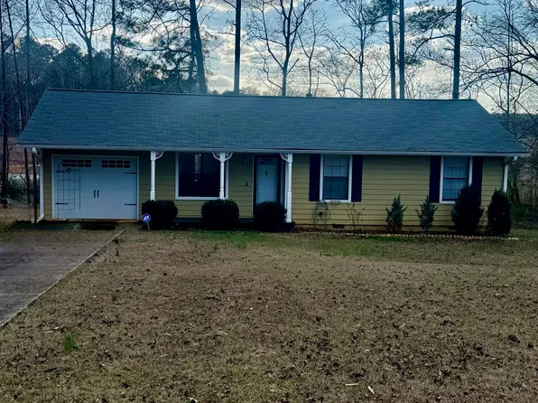 245 W James Cir, Hampton, GA 30228
