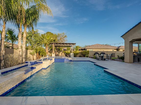 2nd image of 3096 E La Costa Dr