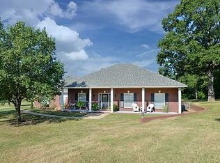 5822 Sue Ln, Lavaca, AR 72941