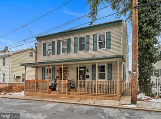 56 Carbon St, Pine Grove, PA 17963