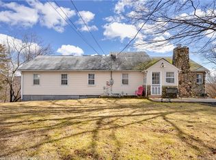 482 Carrington Rd, Bethany, CT 06524