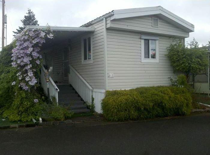 1st image of 1004 NE 72nd St