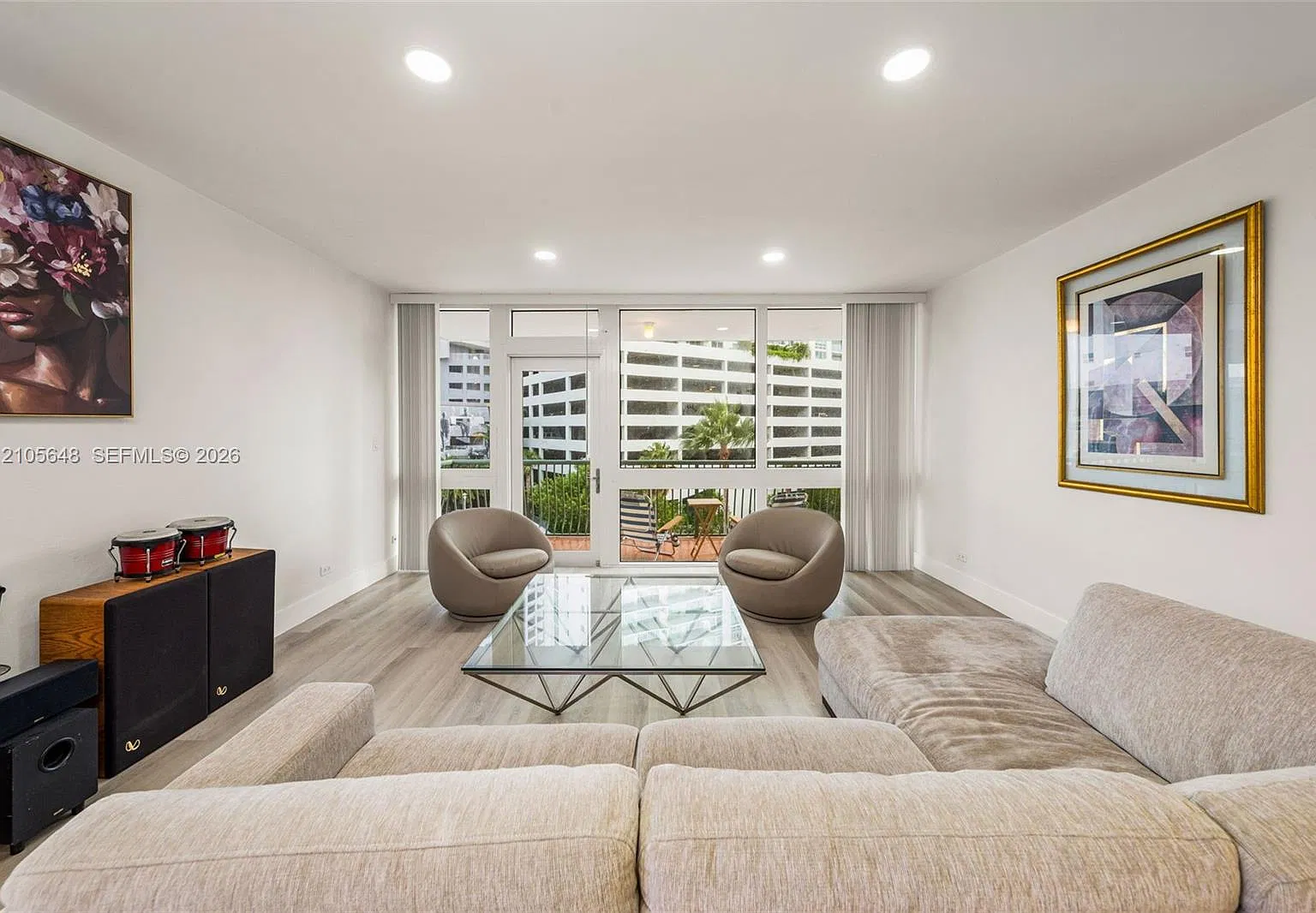 Brickell Bay Tower Condo — Photo 2