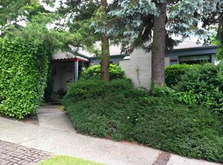 5003 NE 44th St, Seattle, WA 98105
