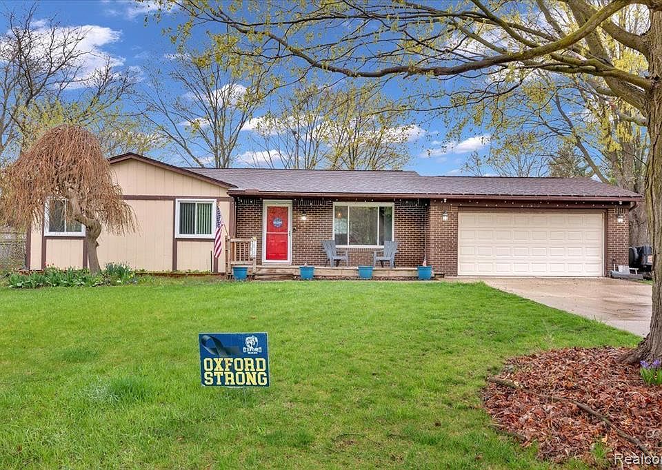 2889 Airport Rd, Waterford, MI 48329 Zillow