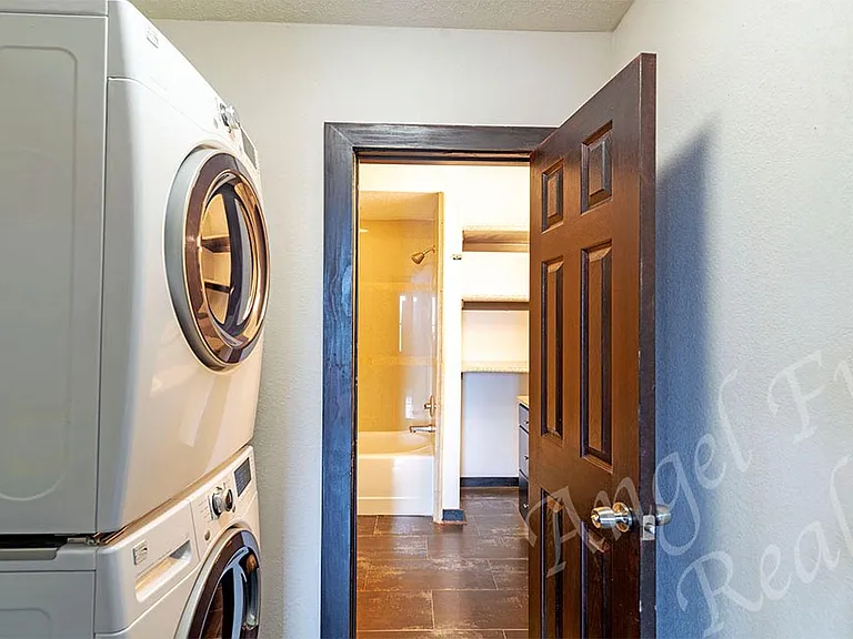 Tennison Lofts — Photo 45