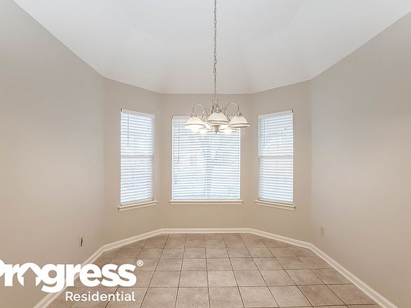 4th image of 8205 Regal Bend Dr