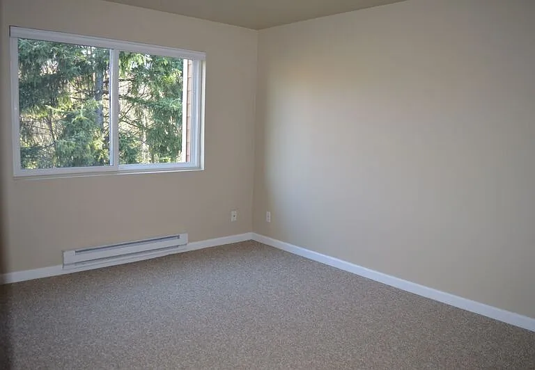 732 Kirkland Cir #D302 — Photo 5