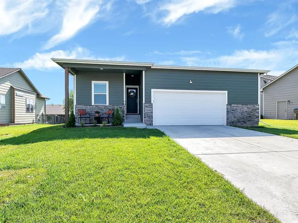 2316 S McKenzie Ct, Andover, KS 67002