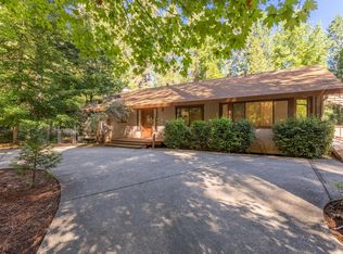 12825 Burma Rd, Grass Valley, CA 95945