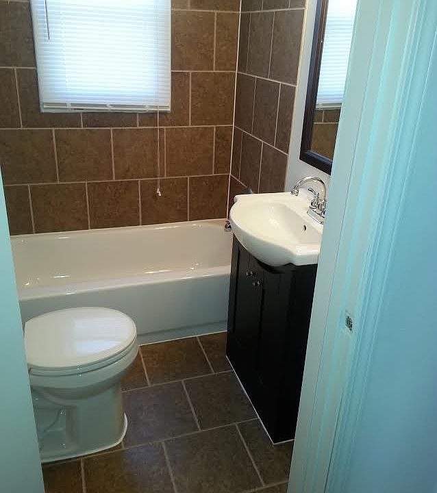1st image of 3575 Long Dr