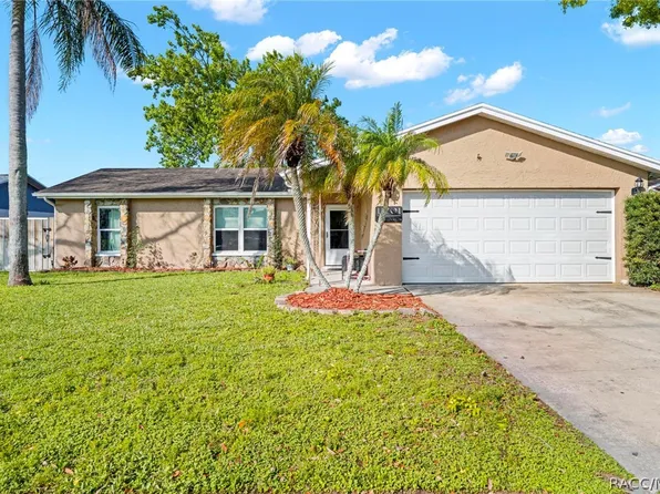 11201 Island Pine Dr, Port Richey, FL 34668