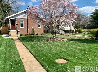 753 Yale Ave, Saint Louis, MO 63119