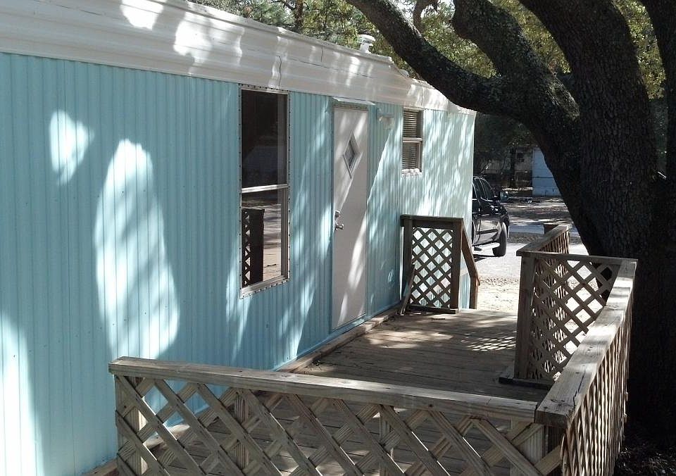 2nd image of 20 Anne Cir