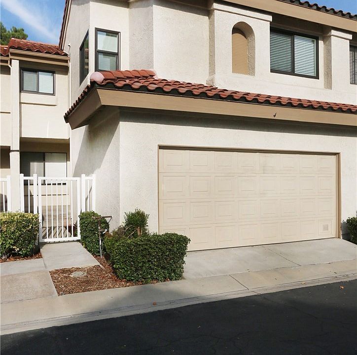 1st image of 22925 Estoril Dr Unit 4
