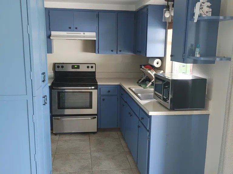 212 Hibiscus St — Photo 5