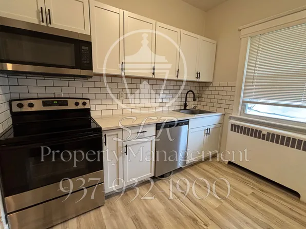 203 S Broad St #B, Middletown, OH 45044