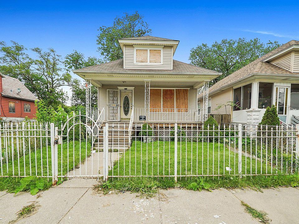 1st image of 10561 S La Salle St