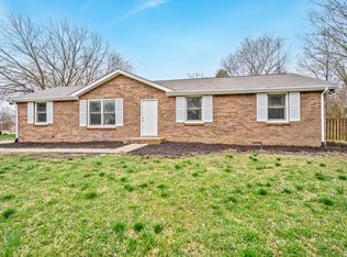 380 Sandlewood Dr, Clarksville, TN 37040