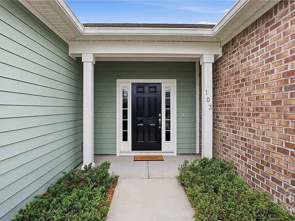 2nd image of 103 Oakdene Road