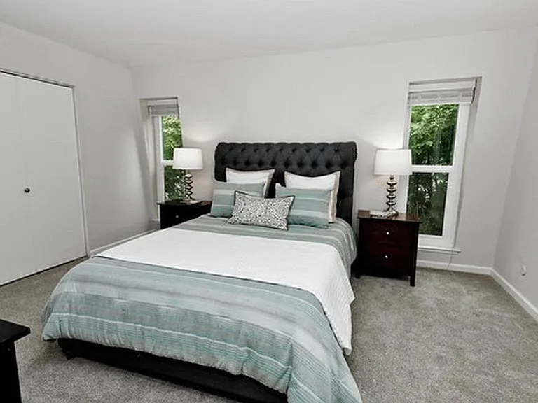 917 Hough St #9 — Photo 44