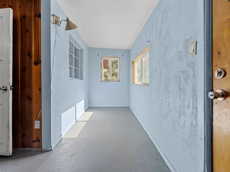 36769 Richards Ln — Photo 16