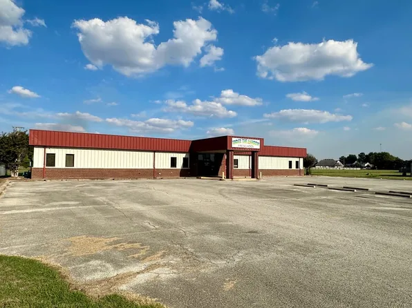 204 Olivia Dr, Newport, AR 72112