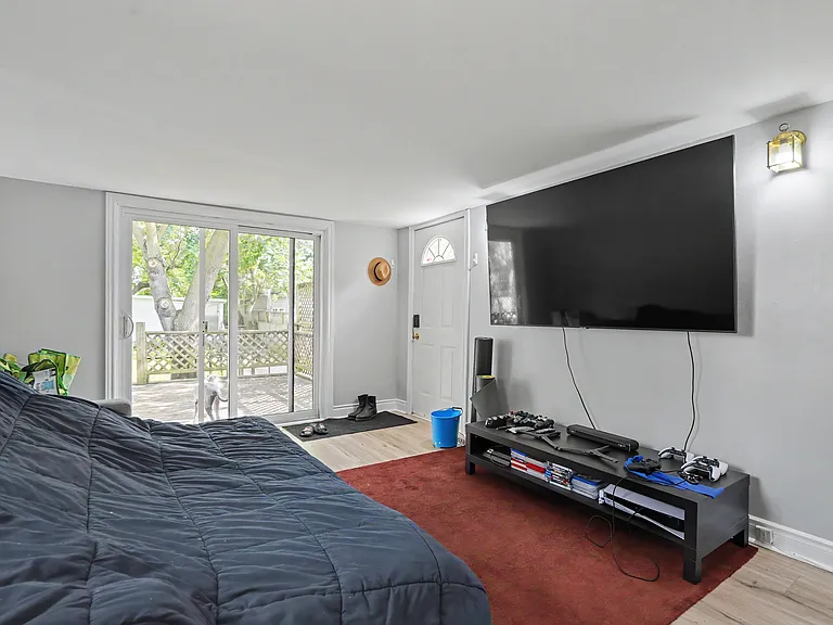 459 South St — Photo 22